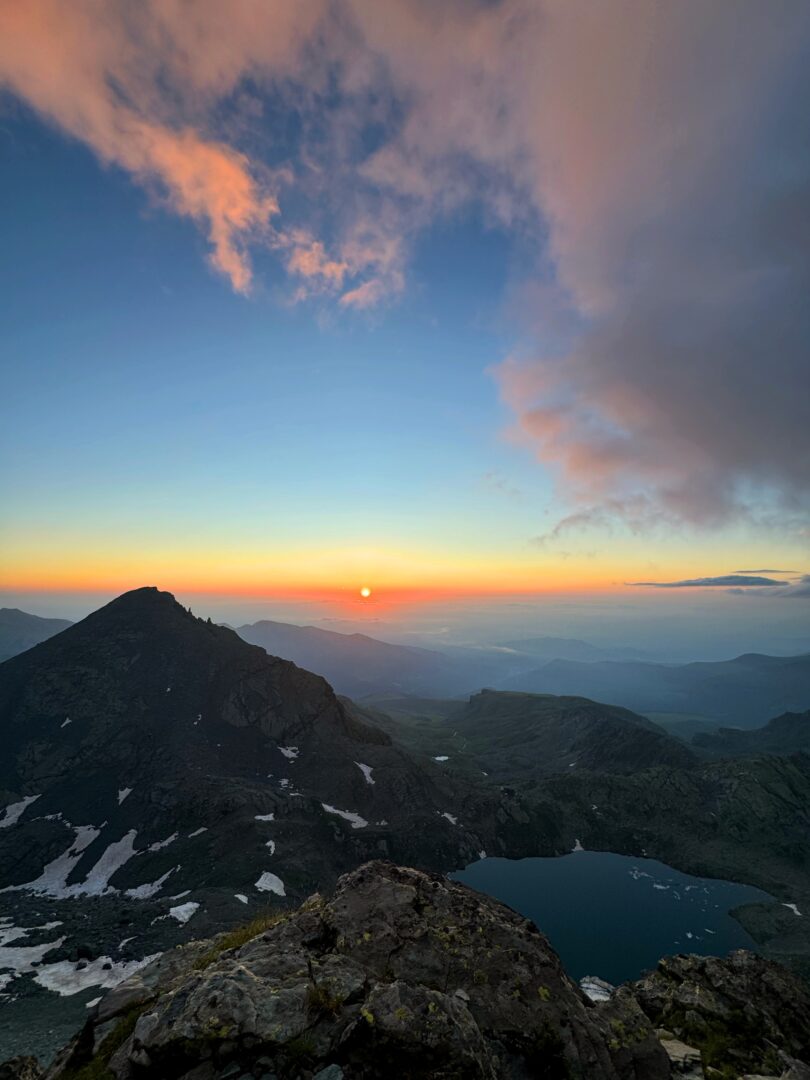 Alba dalla Cresta Est del Monviso